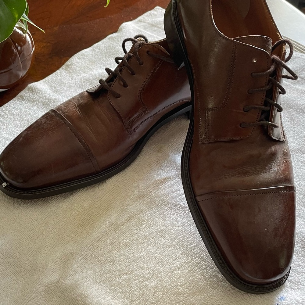 Beautiful Florsheim mens dress shoe